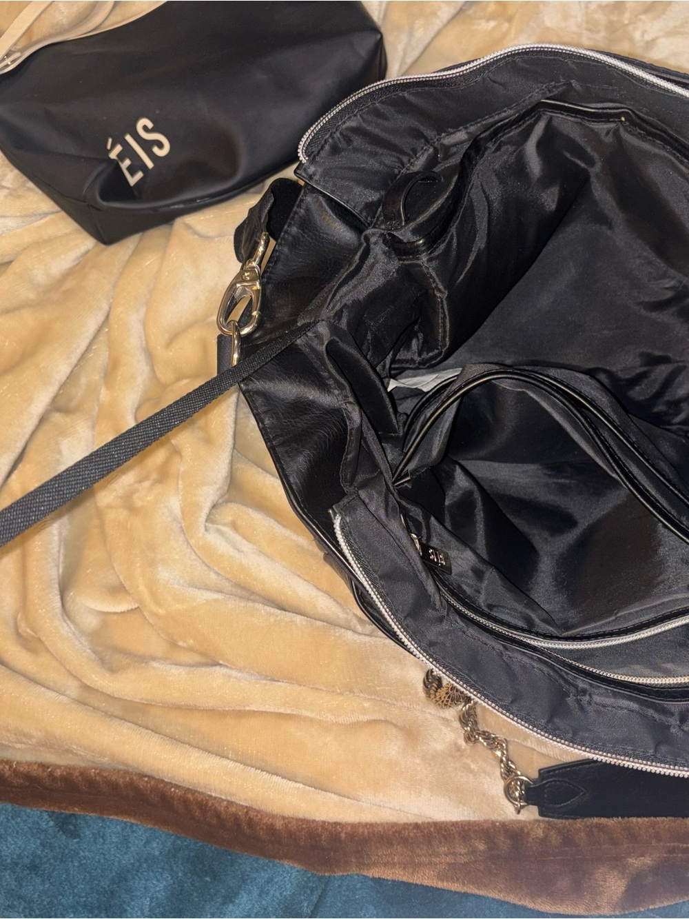 Beis Diaper Bag - Picture 6 of 8